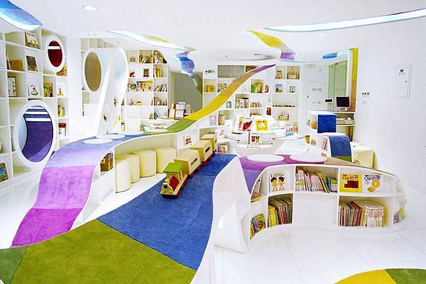 蒲蒲蘭繪本館 11-bookstores-from-the-world-you-must-know-002.jpg