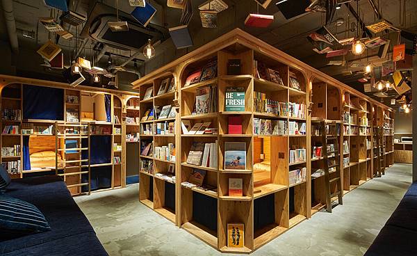 Book and Bed Kyoto 11-bookstores-from-the-world-you-must-know-8.jpg