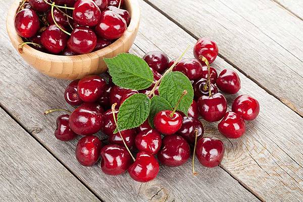 cherries.jpg cherries.jpg