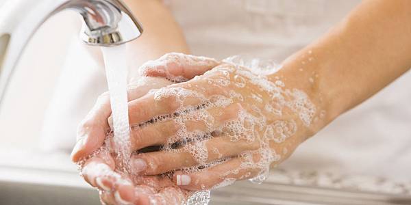 Washing-hands.jpg Washing-hands.jpg