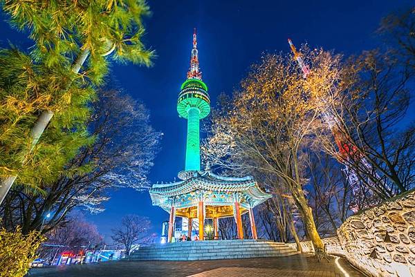 N Seoul Tower (1).jpg N Seoul Tower (1).jpg