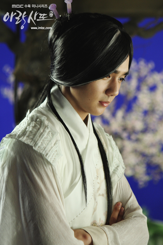 arang4to_photo120903092327imbcdrama0