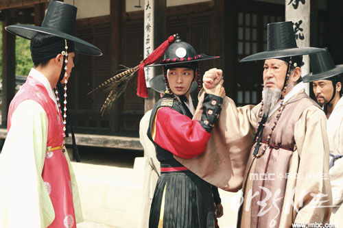 arang4to_photo120913144902imbcdrama2