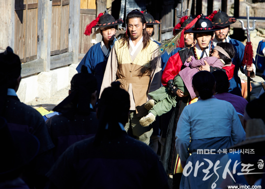 arang4to_photo121010165234imbcdrama0