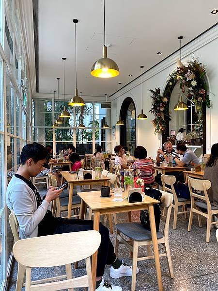 IMG_1637.jpg IMG_1637.jpg