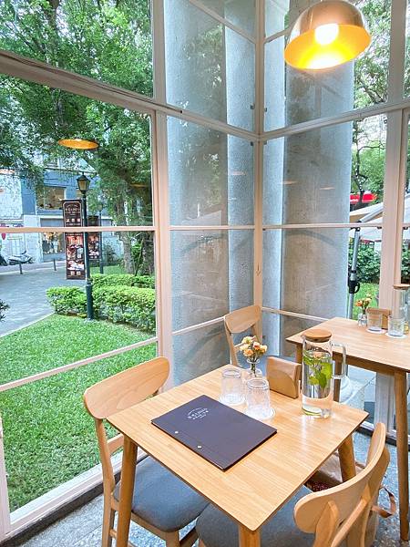 IMG_1644.JPG IMG_1644.JPG