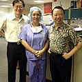 鄭芳仁醫師親赴夏威夷參加飛秒白內障手術研習會