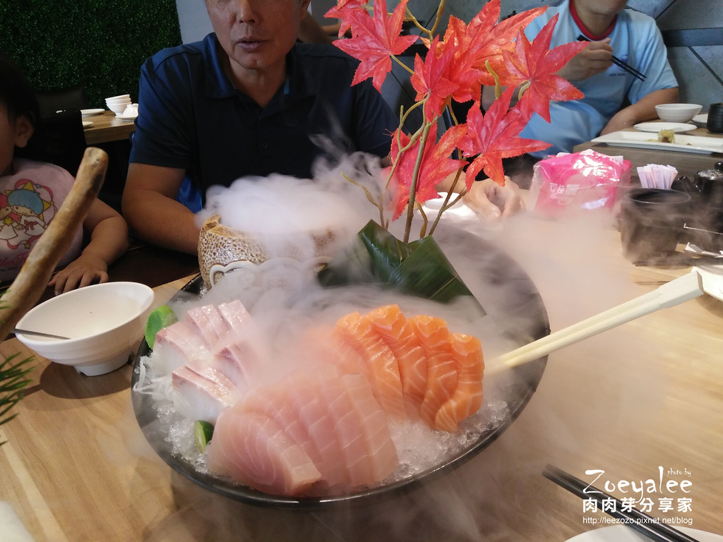 東街日本料理 (26).jpg 東街日本料理竹北文平店合菜餐點生魚片有鮭魚旗魚跟紅甘@肉肉芽分享家