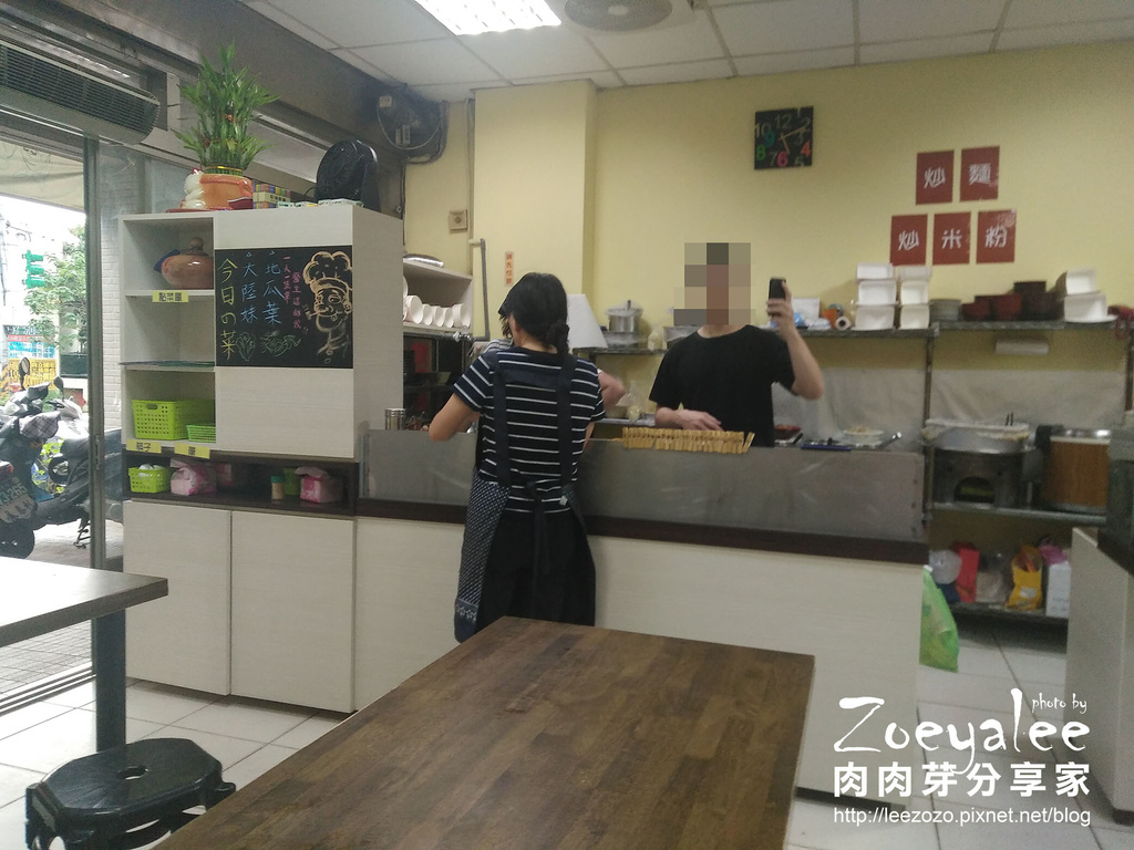 呷飽飽小吃店 (3).jpg