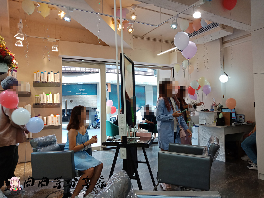 Moon play hair salon (4).jpg