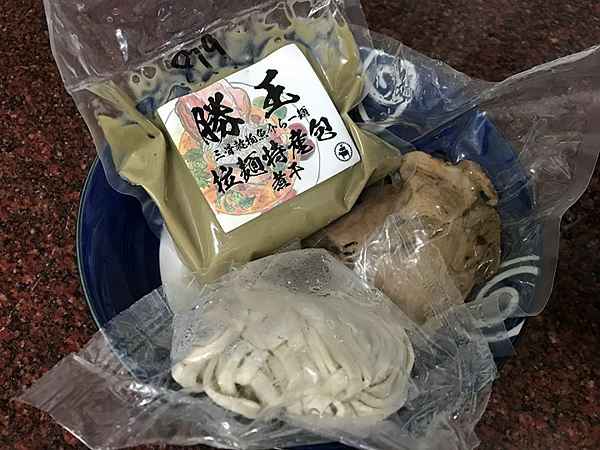 拉麵｜台北 勝王 煮干薩所雞白湯拉麵/薩所雞白焦糖洋蔥濃厚咖哩椰奶仕上拉麵/醋橘薩所雞清湯拉麵 冷凍宅配調理包