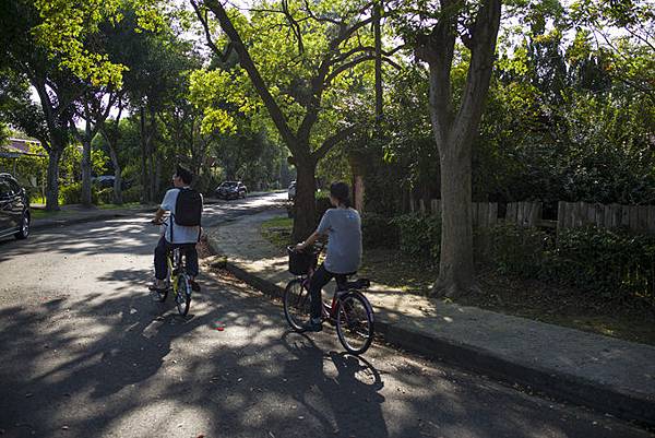 南投中興新村景點：中興會堂、耶斯列花園、光華公園