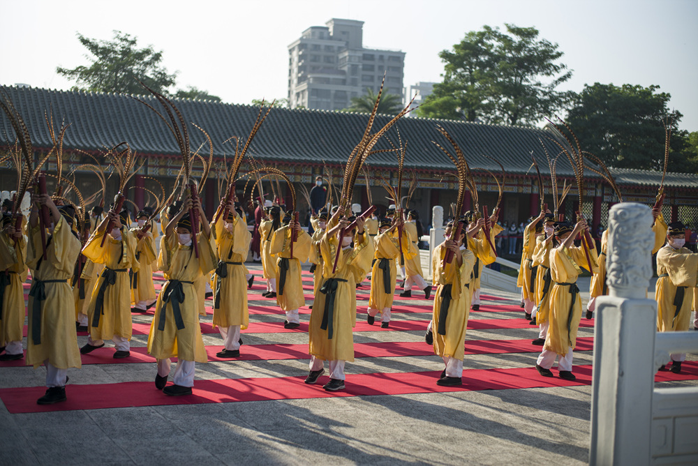 高雄孔廟祭孔大典八佾舞