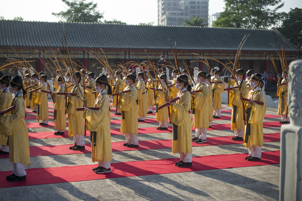 高雄孔廟祭孔大典八佾舞