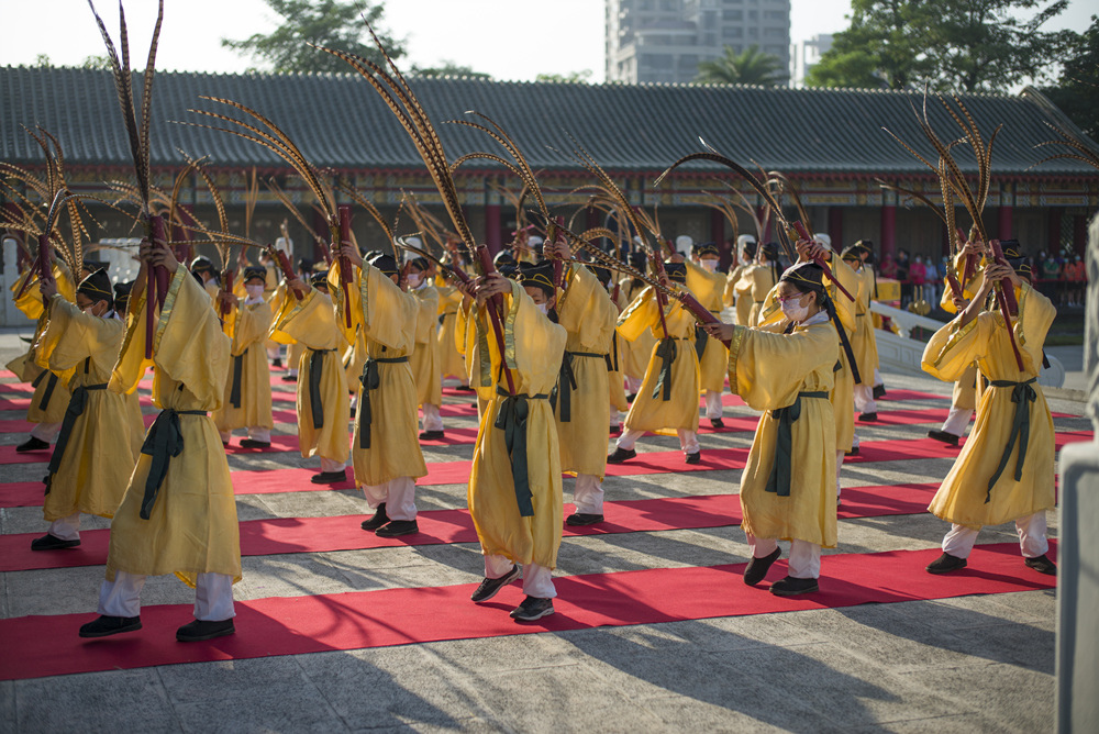 高雄孔廟祭孔大典八佾舞