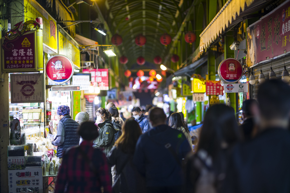 高雄年貨大街三鳳中街Noctilux-M 75mm f1.25夜晚紀錄