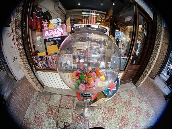 Samyang 12mm F2.8 Fisheye 轉接 FUJIFILM GFX50SII鹽呈市埸