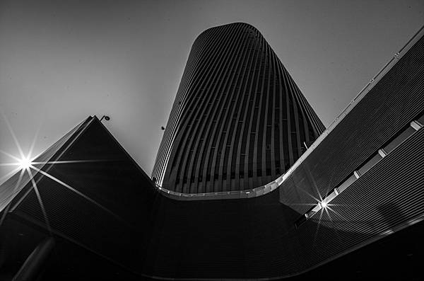 高雄港埠旅運中心