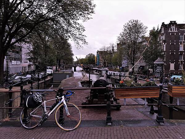 運河旁.jpg 運河旁.jpg