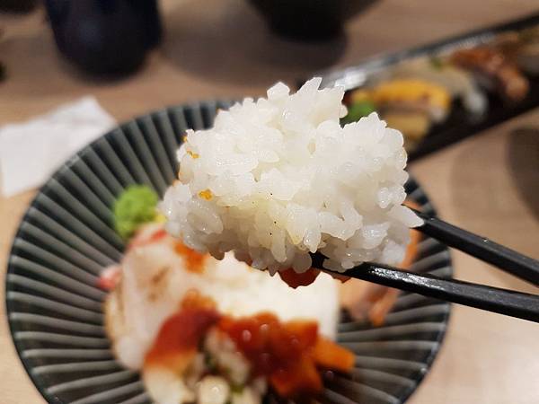 心丼食堂_30綜合燒炙海鮮丼.jpg