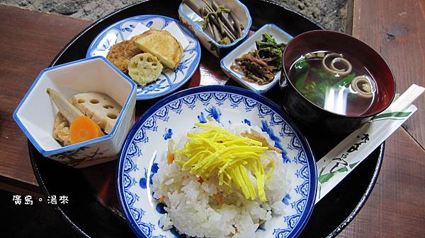 午餐吃野菜園全素健康餐...簡單清爽超健康