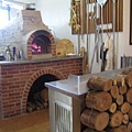 在義大利學過料理的大哥自己建的pizza烤爐