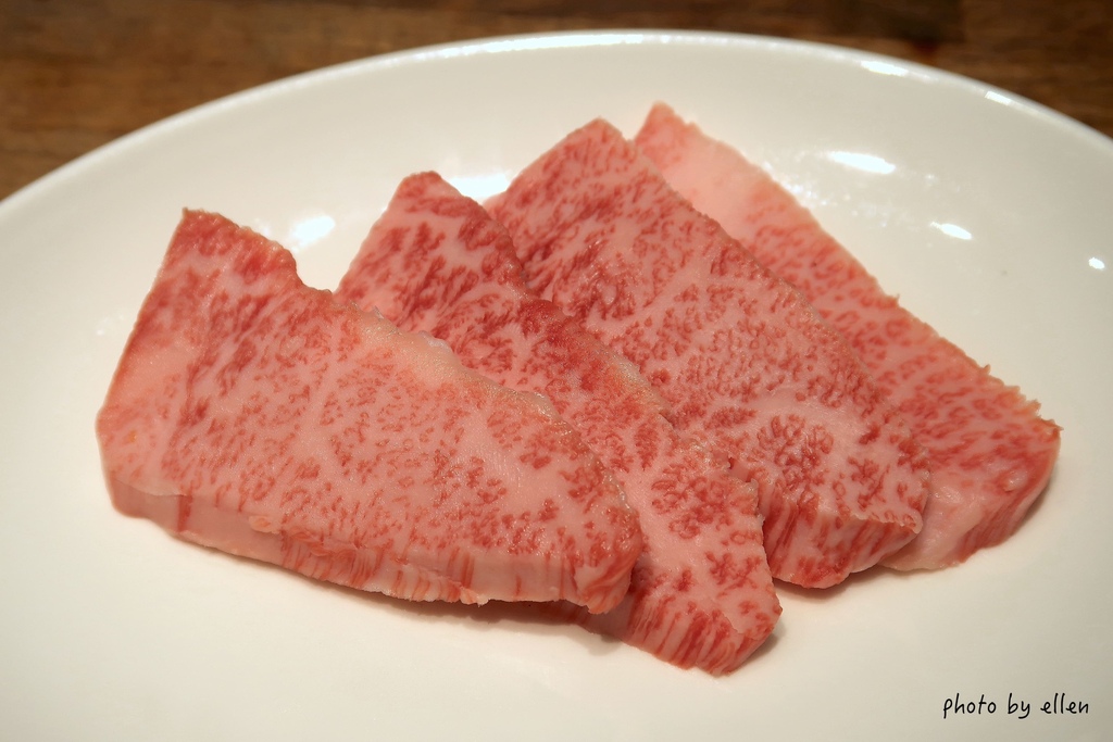 niuji47.jpg niuji47.jpg