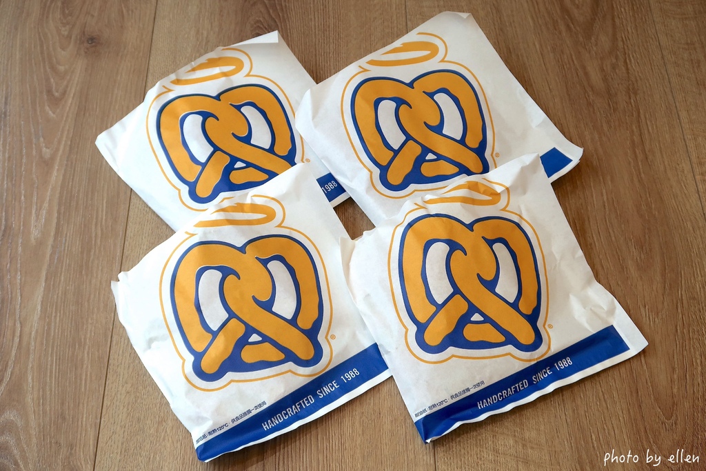 Auntie Anne’s Pretzels 蝴蝶餅 台北市