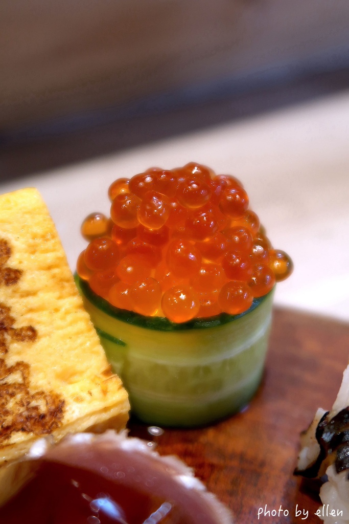 漁米島 海鮮丼專賣店 拍照很吸睛的手毬壽司