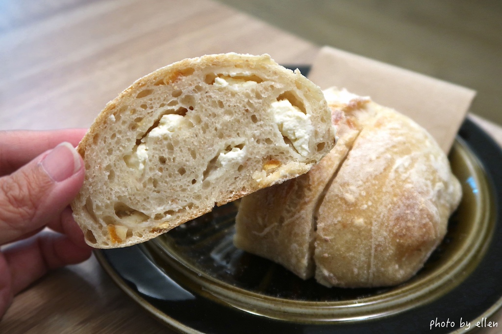 麥葉 gårdhus 酸種麵包 Sourdough 高雄