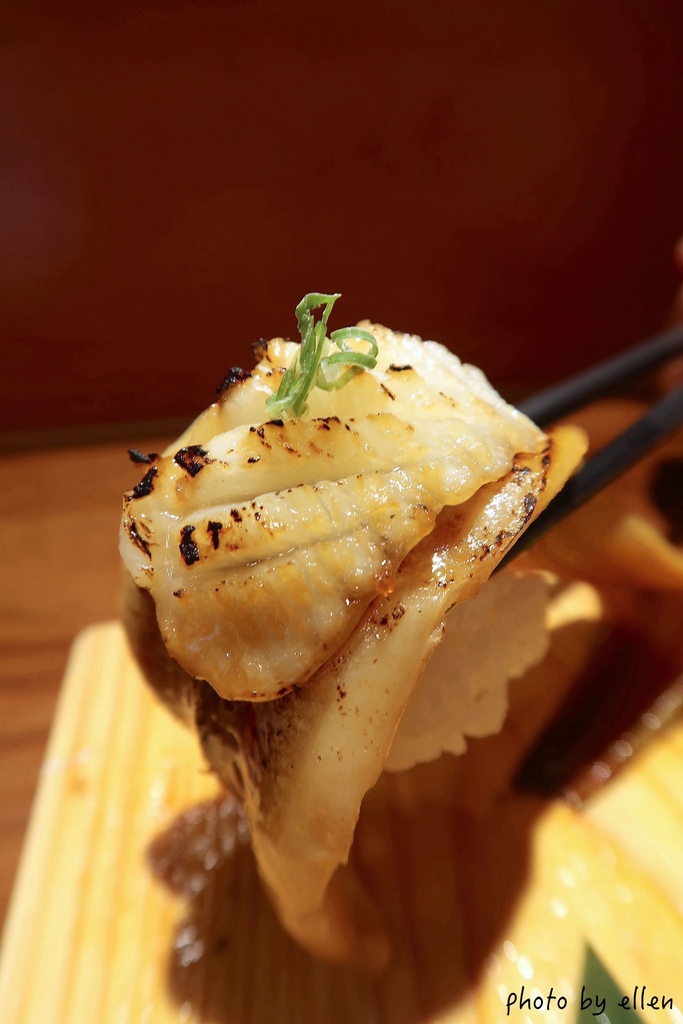 魚辰料亭 鮮魚料理 生魚片海鮮丼專賣 桃園藝文特區