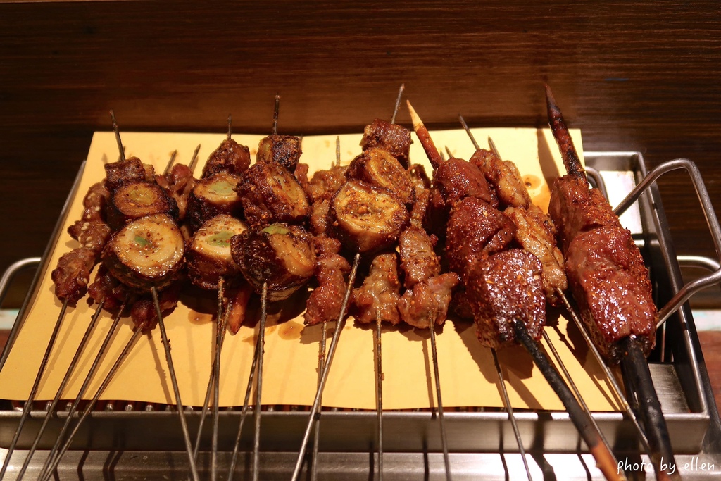 小胖擼串 東北燒烤 忠孝店