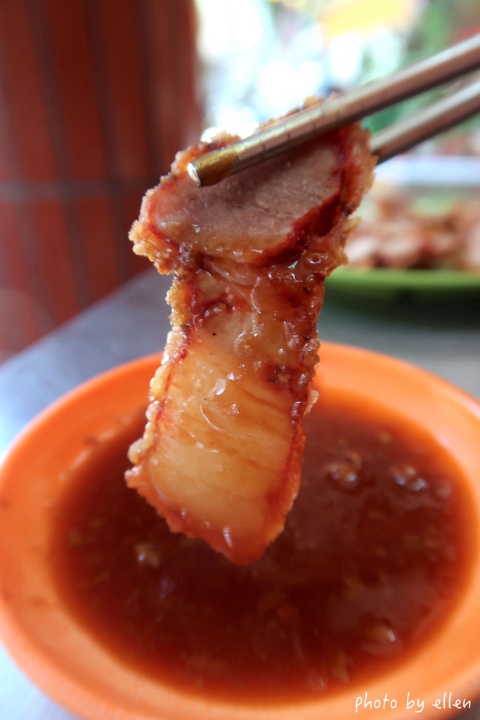 許記麵攤 捷運雙連站 肥滋滋的滷肉飯 許記麵攤 捷運雙連站 肥滋滋的滷肉飯