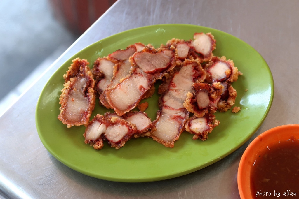 許記麵攤 捷運雙連站 肥滋滋的滷肉飯 許記麵攤 捷運雙連站 肥滋滋的滷肉飯