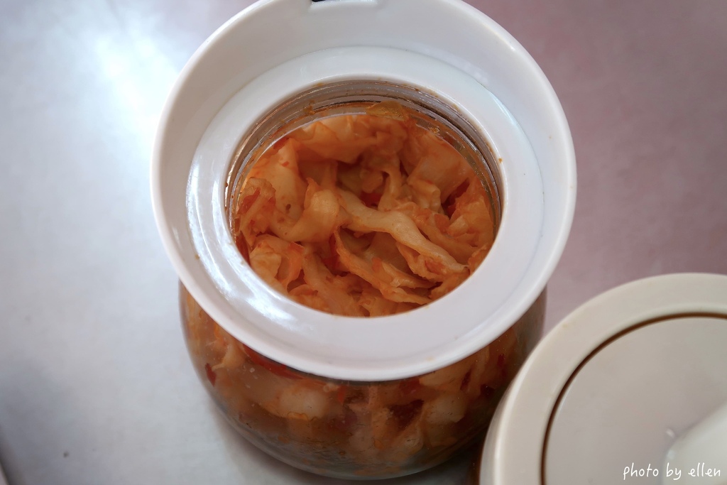 許記麵攤 捷運雙連站 肥滋滋的滷肉飯 許記麵攤 捷運雙連站 肥滋滋的滷肉飯