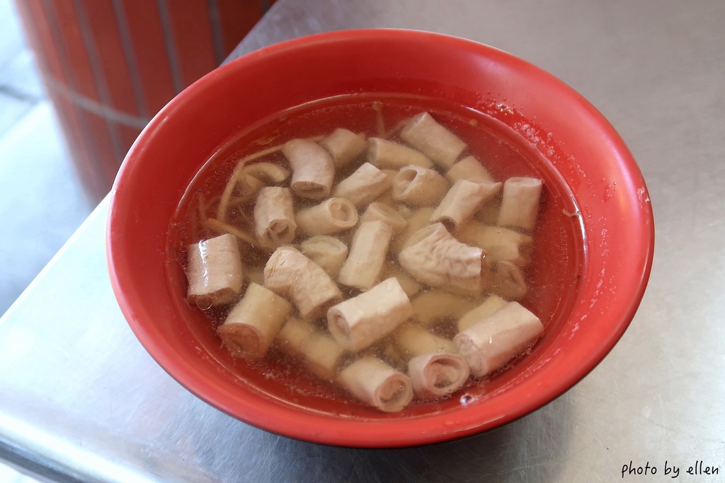 許記麵攤 捷運雙連站 肥滋滋的滷肉飯 許記麵攤 捷運雙連站 肥滋滋的滷肉飯