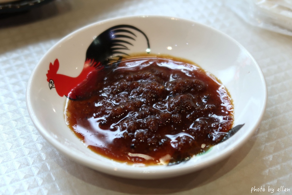 一雞鍋 港式雞煲火鍋 桃園藝文店 一雞鍋 港式雞煲火鍋 桃園藝文店