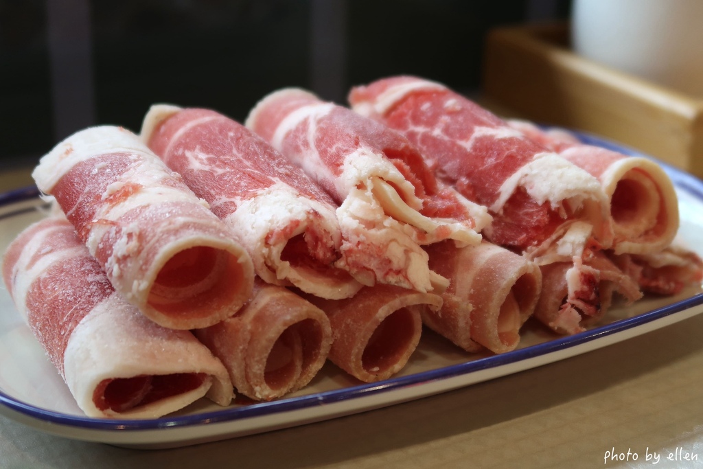 一雞鍋 港式雞煲火鍋 桃園藝文店 一雞鍋 港式雞煲火鍋 桃園藝文店