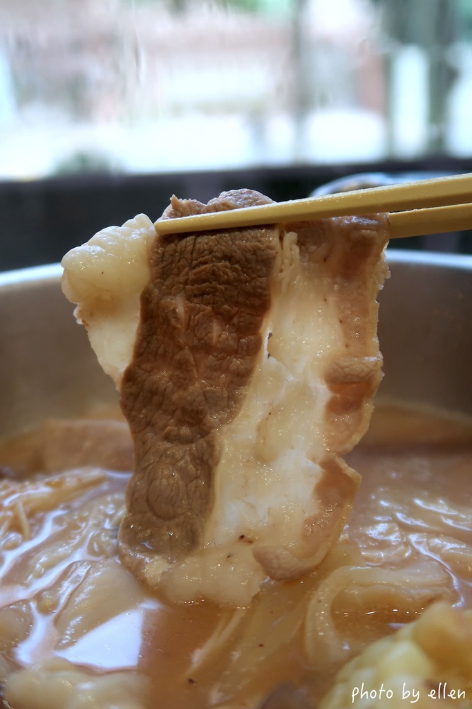 一雞鍋 港式雞煲火鍋 桃園藝文店 一雞鍋 港式雞煲火鍋 桃園藝文店