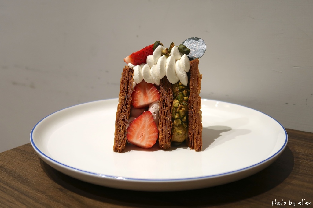 山摺山甜點坊 台大公館 山型千層派 可頌 小花千層蛋塔