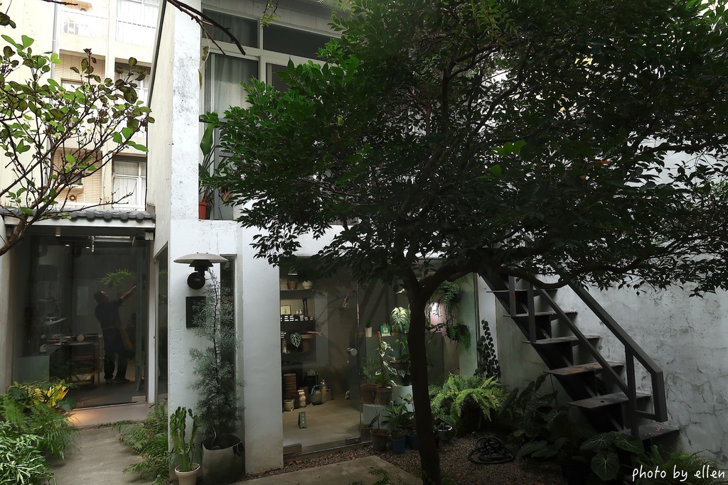 koou coffee 高雄鹽埕區 80年老宅複合式空間 鹽 koou coffee 高雄鹽埕區 80年老宅複合式空間 鹽