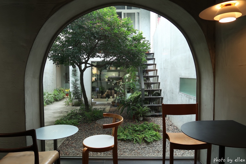 koou coffee 高雄鹽埕區 80年老宅複合式空間 鹽 koou coffee 高雄鹽埕區 80年老宅複合式空間 鹽