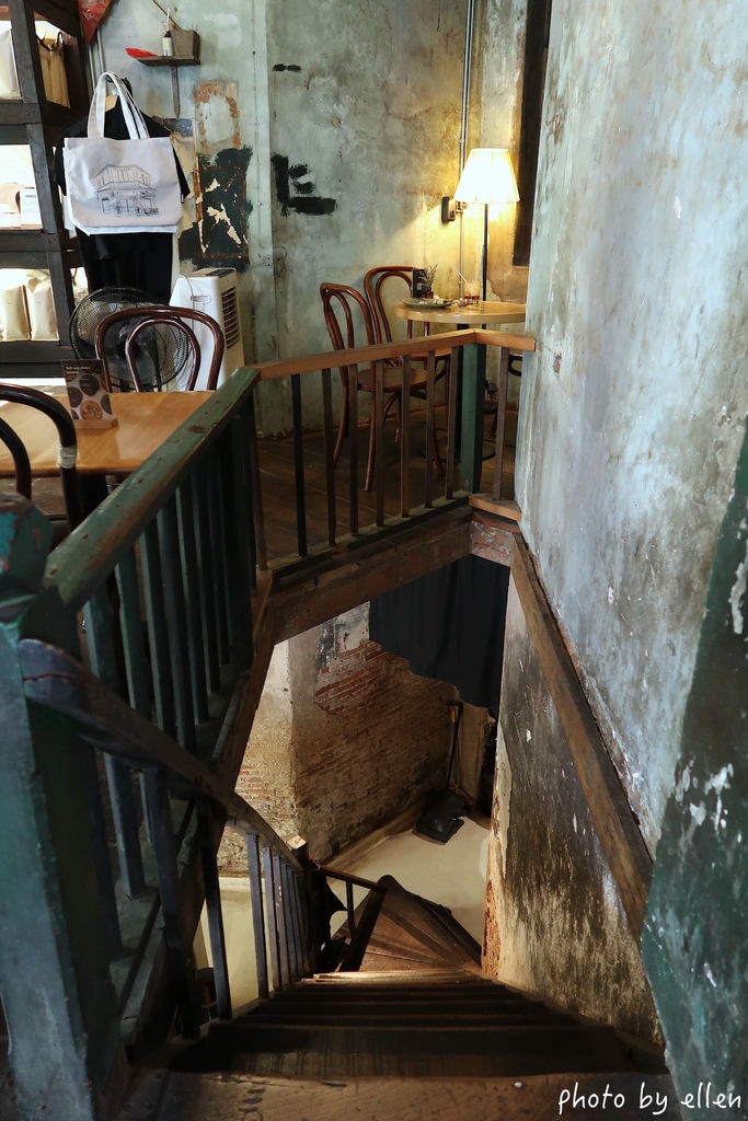 Sarnies Bangkok 曼谷舊城區 廢墟咖啡廳 Sarnies Bangkok 曼谷舊城區 廢墟咖啡廳