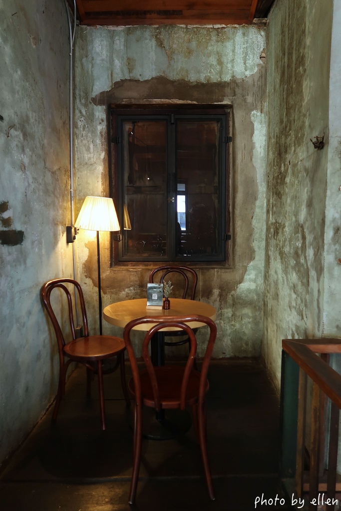 Sarnies Bangkok 曼谷舊城區 廢墟咖啡廳 Sarnies Bangkok 曼谷舊城區 廢墟咖啡廳