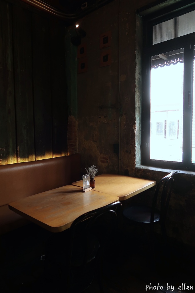 Sarnies Bangkok 曼谷舊城區 廢墟咖啡廳 Sarnies Bangkok 曼谷舊城區 廢墟咖啡廳