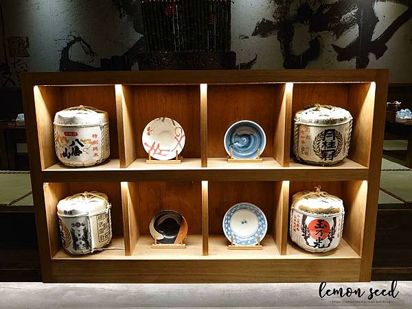 water-857613 water-857613