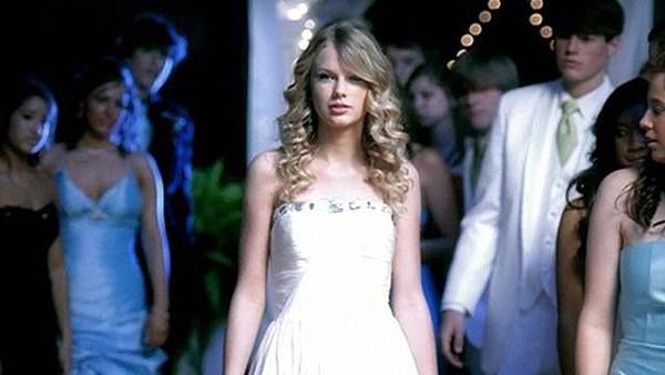 you belong with me （taylor swift）