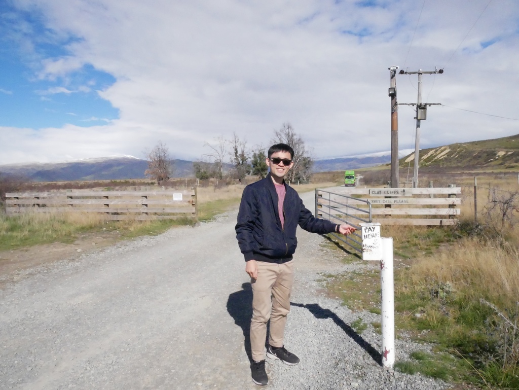 1010048.jpg 1010048.jpg