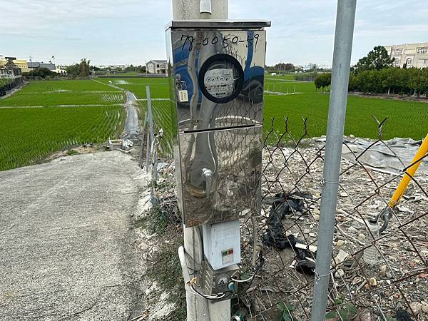 彰化員林市東彰路旁美田