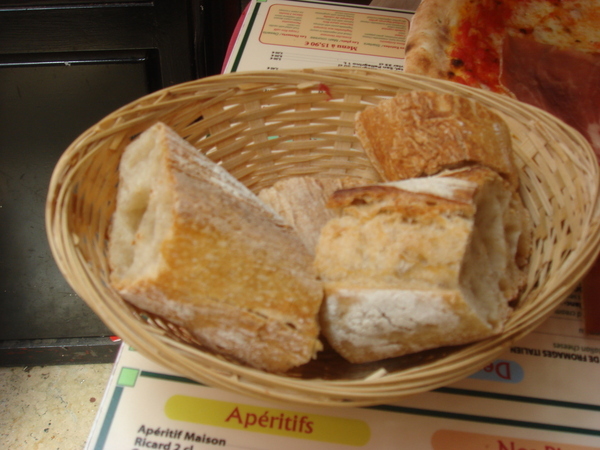 香又脆的法國麵包